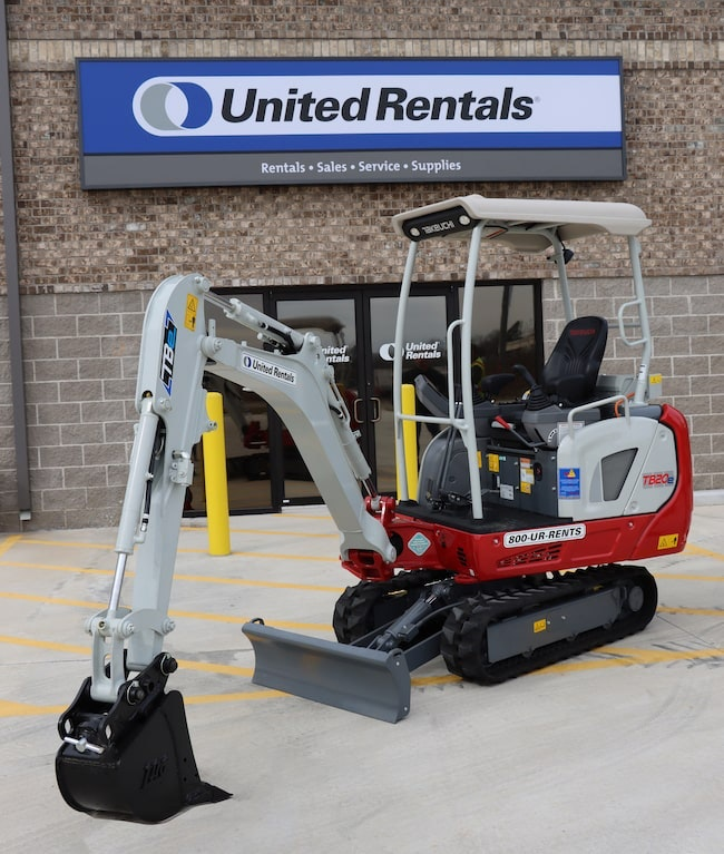 Takeuchi 為迷你挖掘機電氣化，向 URI 運送 100 臺